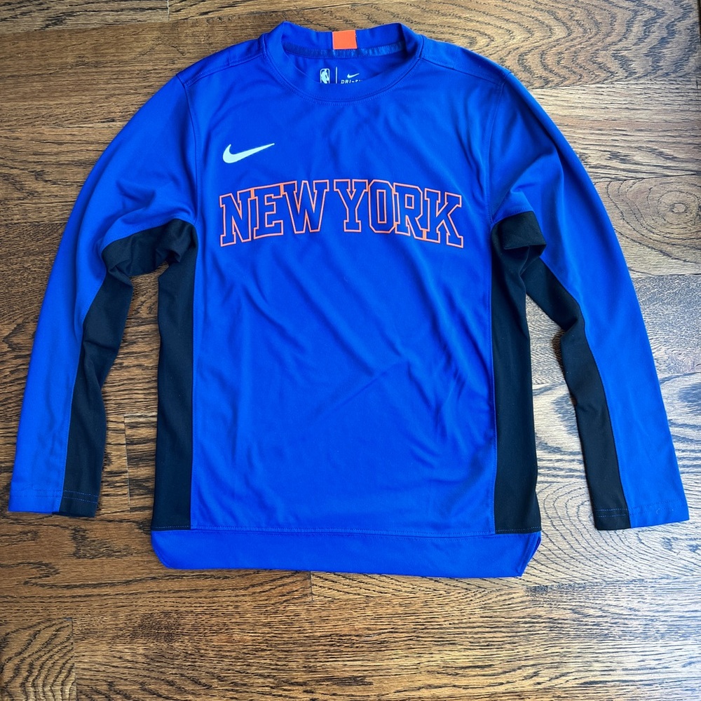 NIKE NY KNICKS MBA SHIRT YOUTH SMALL DRI-FIT